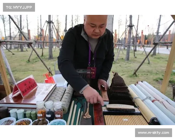 郑州航空港区联赛引入非遗展示，钩编技艺与香文化亮相赛场